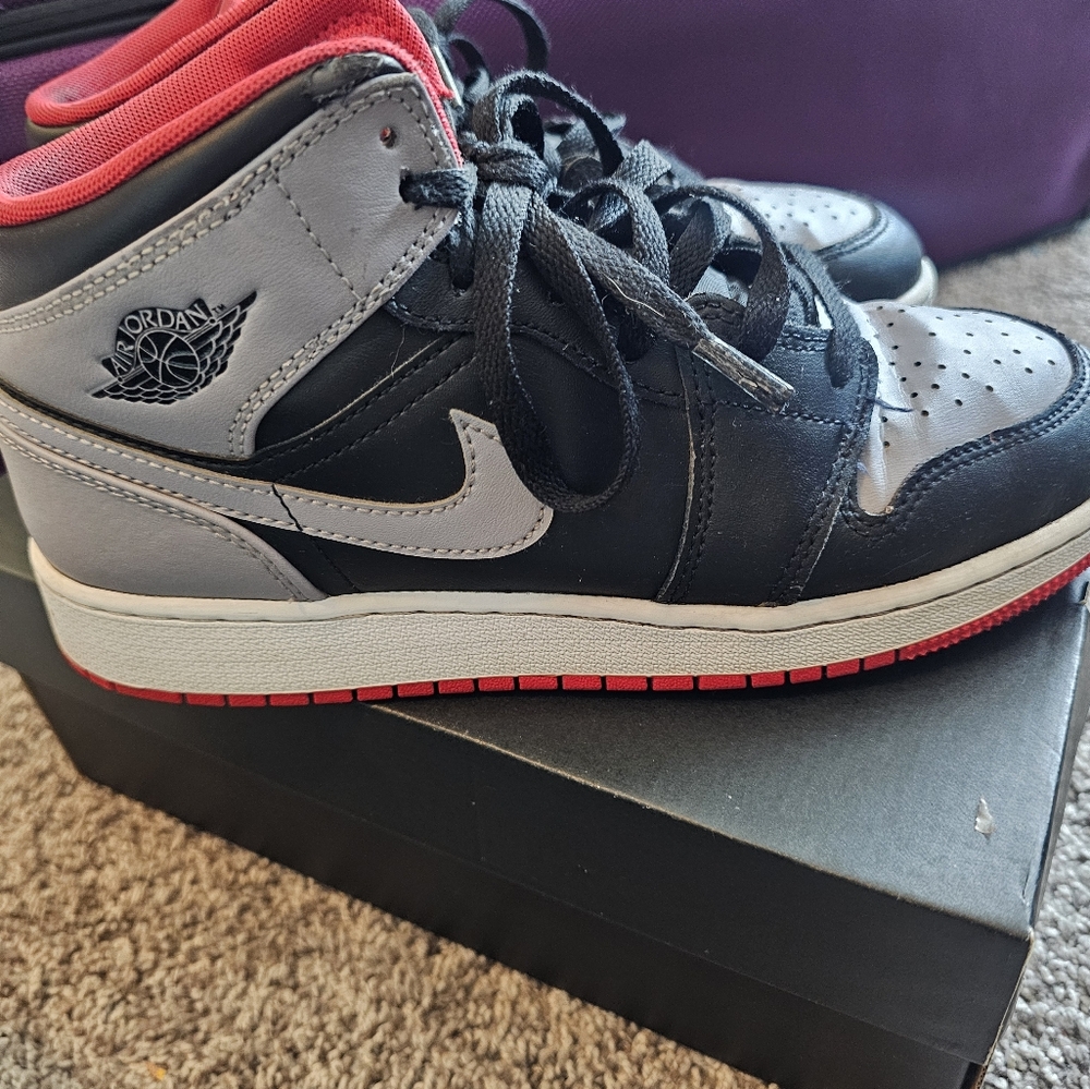 Jordan Black and Gray Mid-Top Sneakers - Picture 2 of 7
